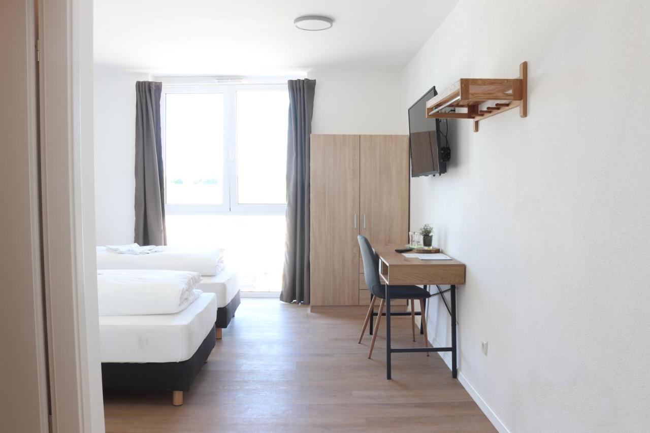 Motel Bergtheim - Self Check-In エクステリア 写真