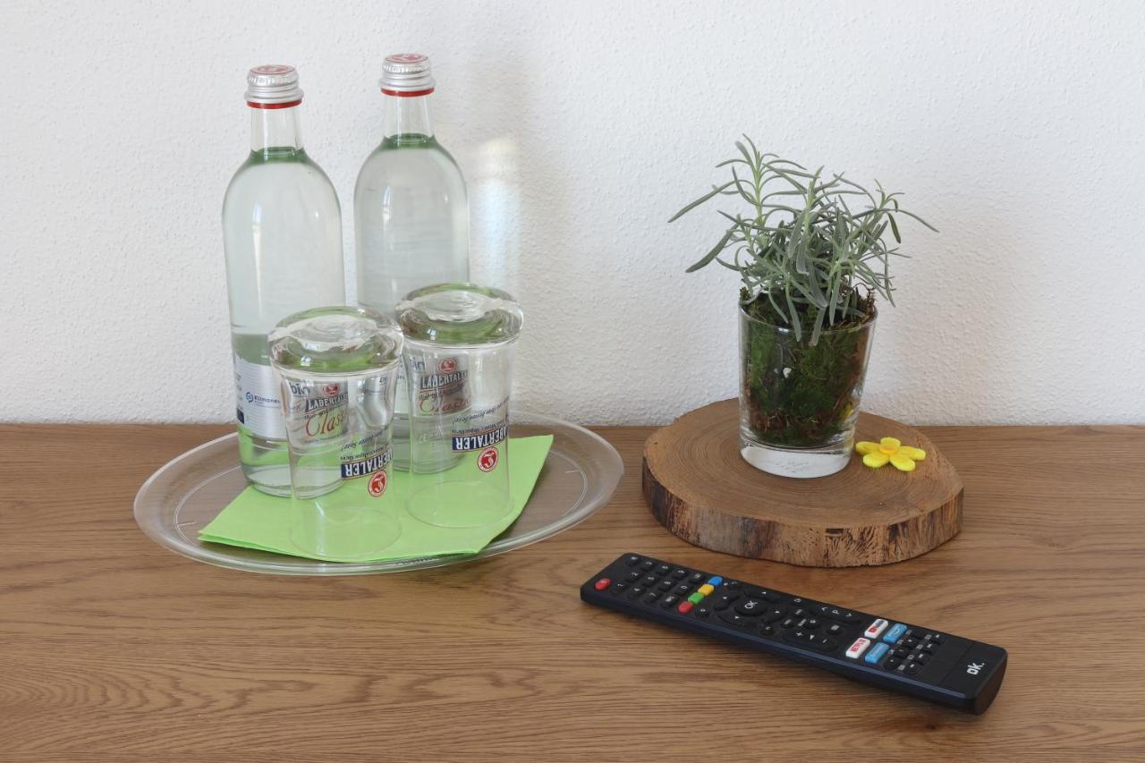 Motel Bergtheim - Self Check-In エクステリア 写真